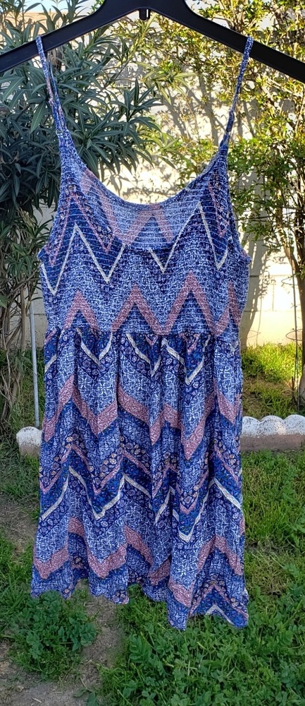 Maxi dresses style but short